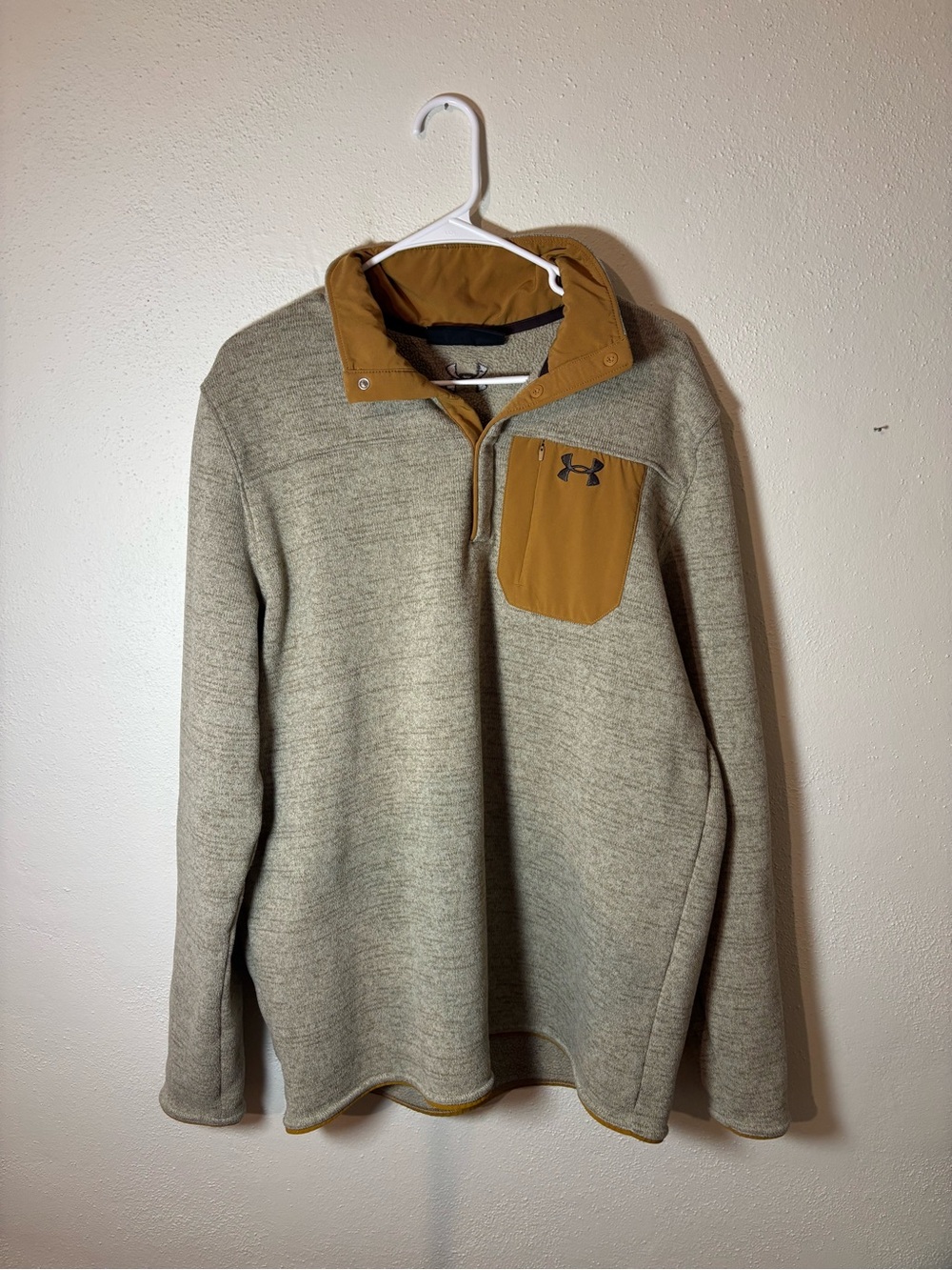 Under Armour Pullover